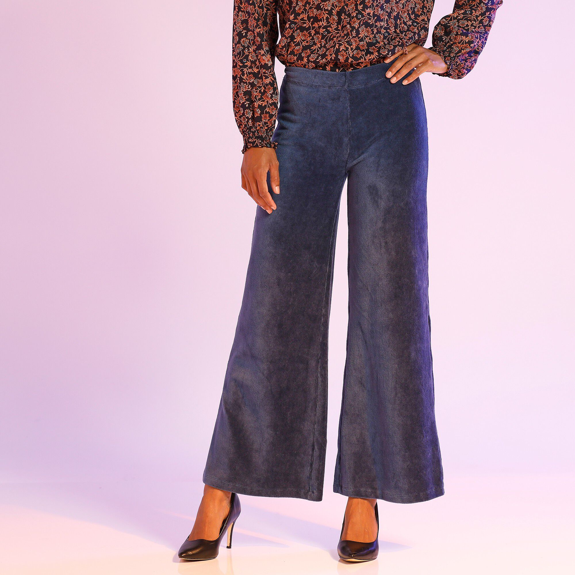 Pantalon large en velours hyper confort