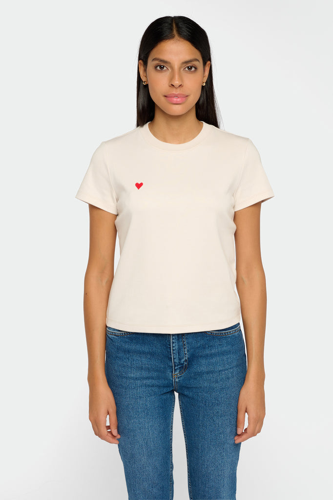 T-shirt coeur brodé