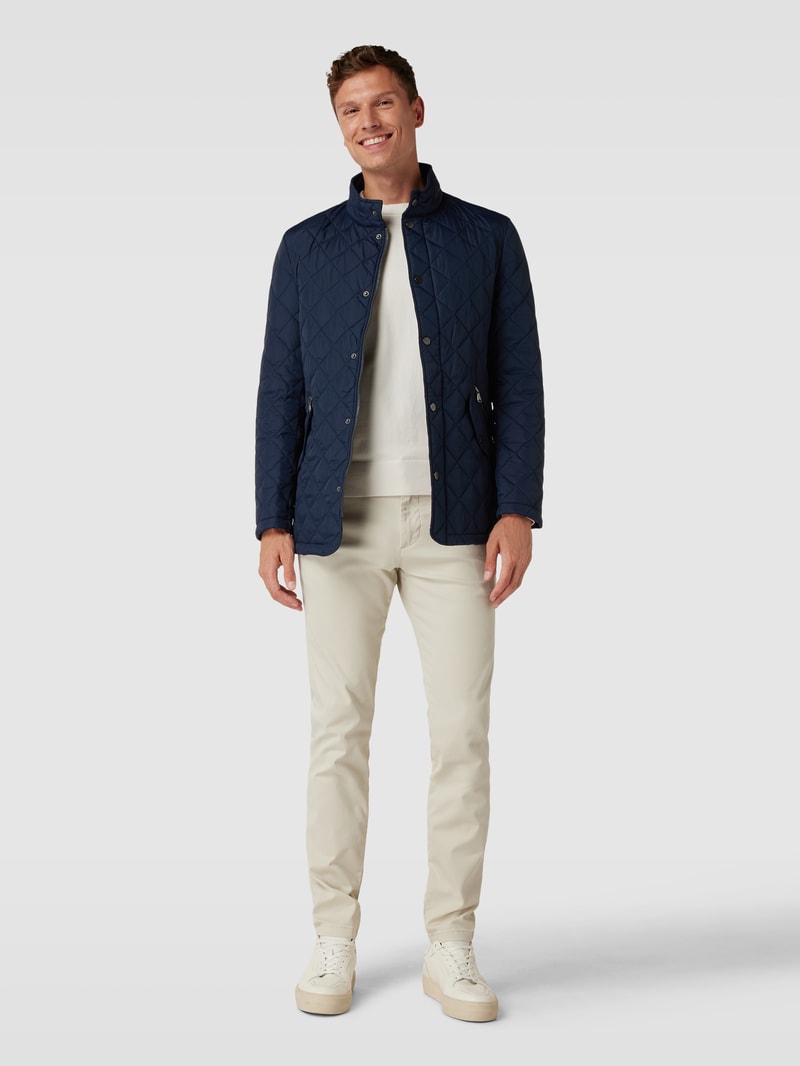 Steppjacke mit Stehkragen in marineblau