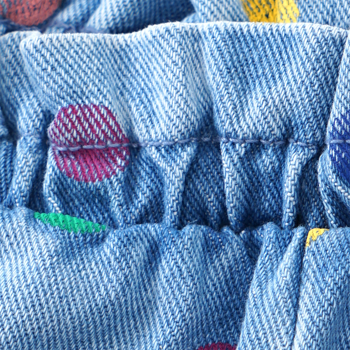 Mädchen Jeans mit bunten Punkten allover