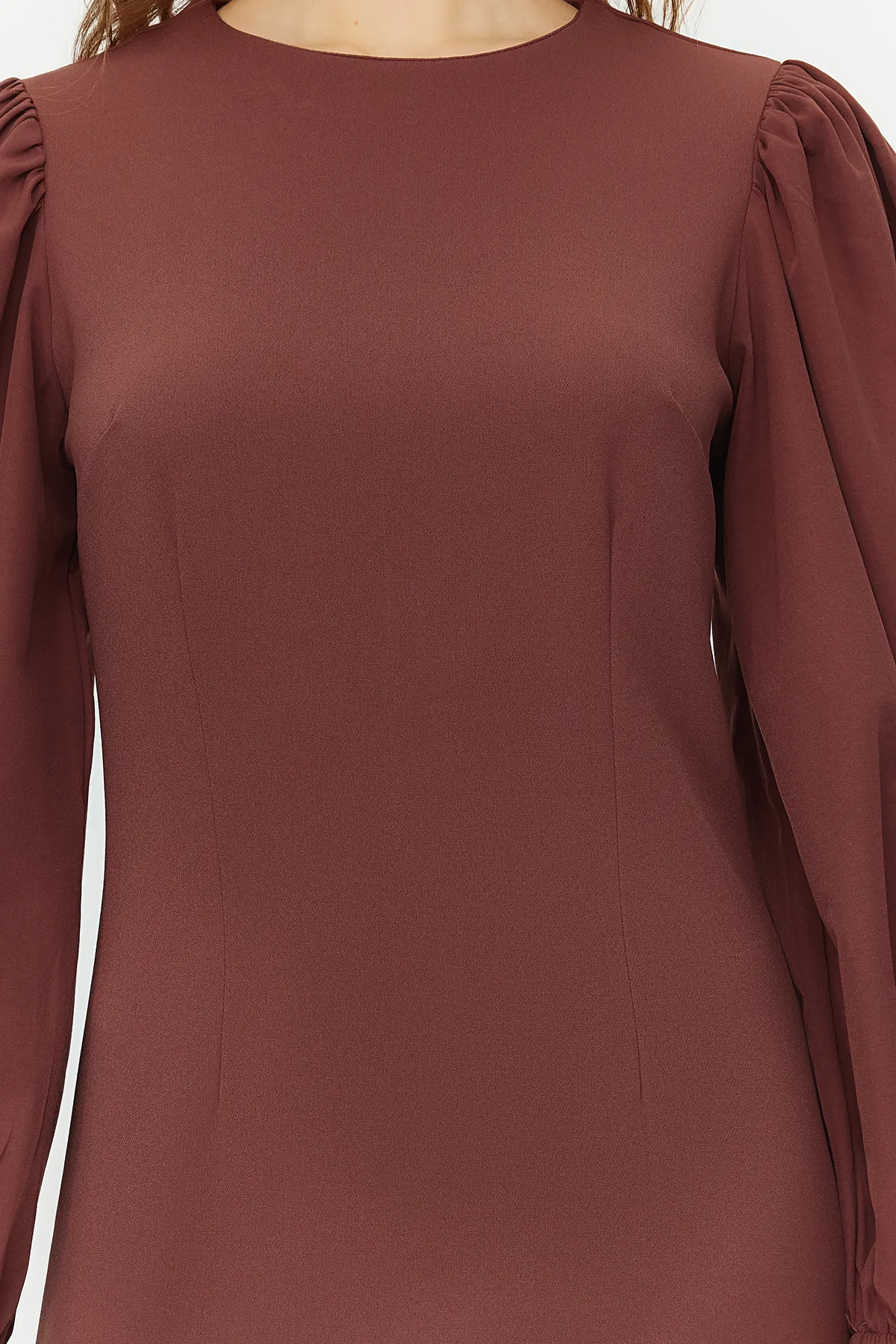 Trendyol Modest  Braunes Kleid aus gewebtem Krepp mit Ballonärmeln TCTSS24EB00027