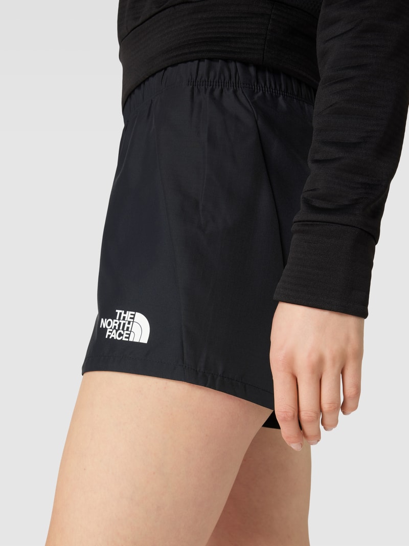 Sweatshorts mit Label-Print Modell 'WOVEN' in schwarz