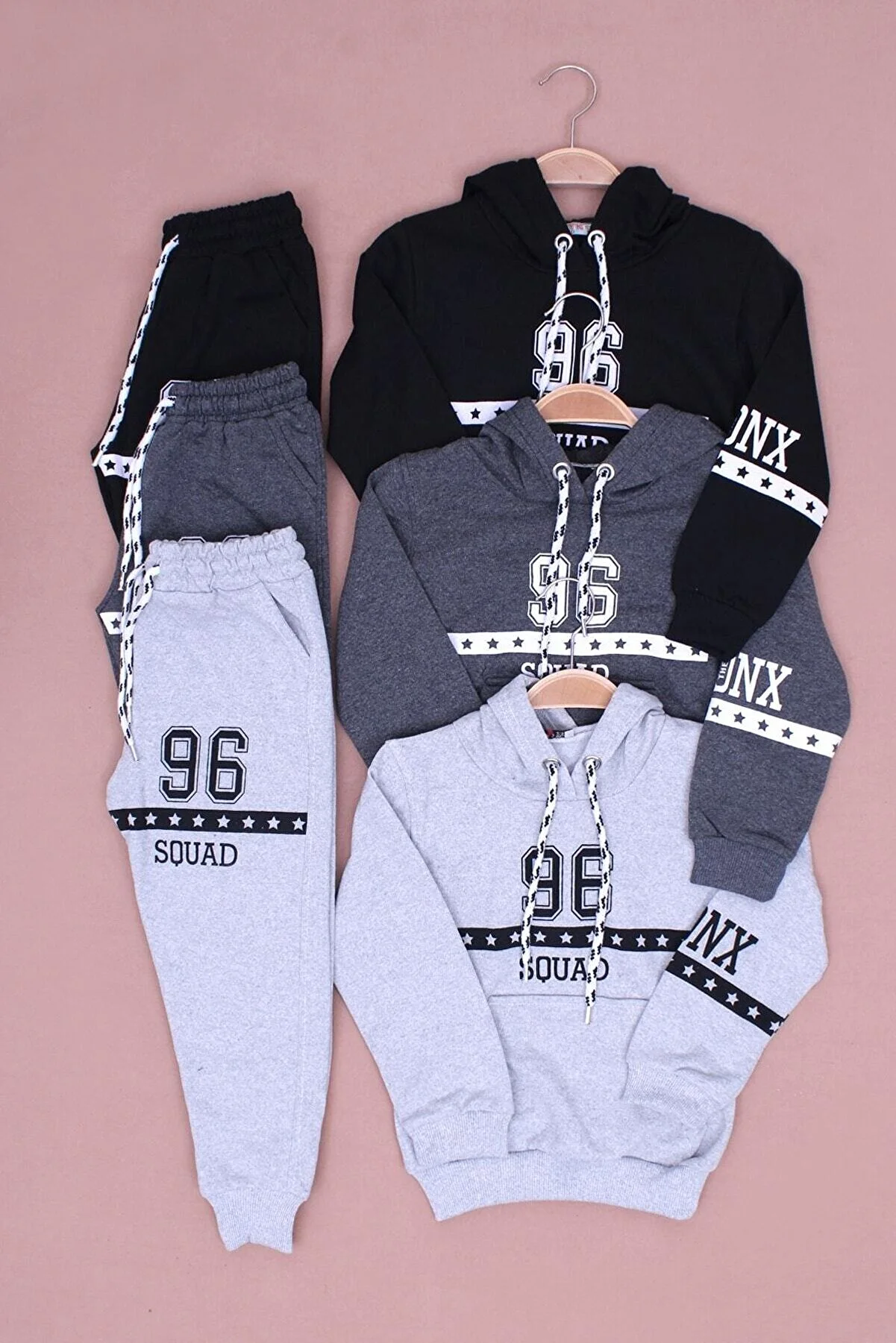 FYK KİDS  3-teiliger Jungenanzug mit „96“-Textaufdruck und Kängurutasche