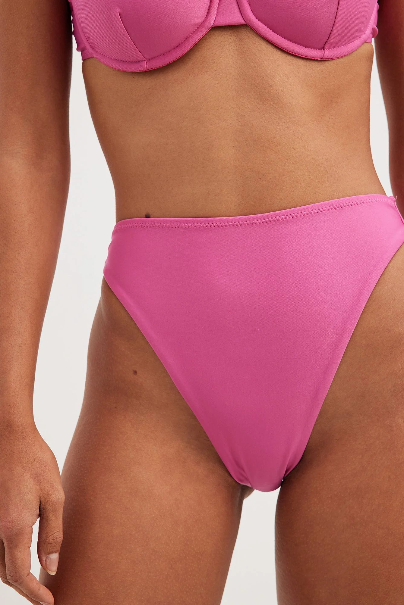 Bikini-Höschen mit hoher Taille