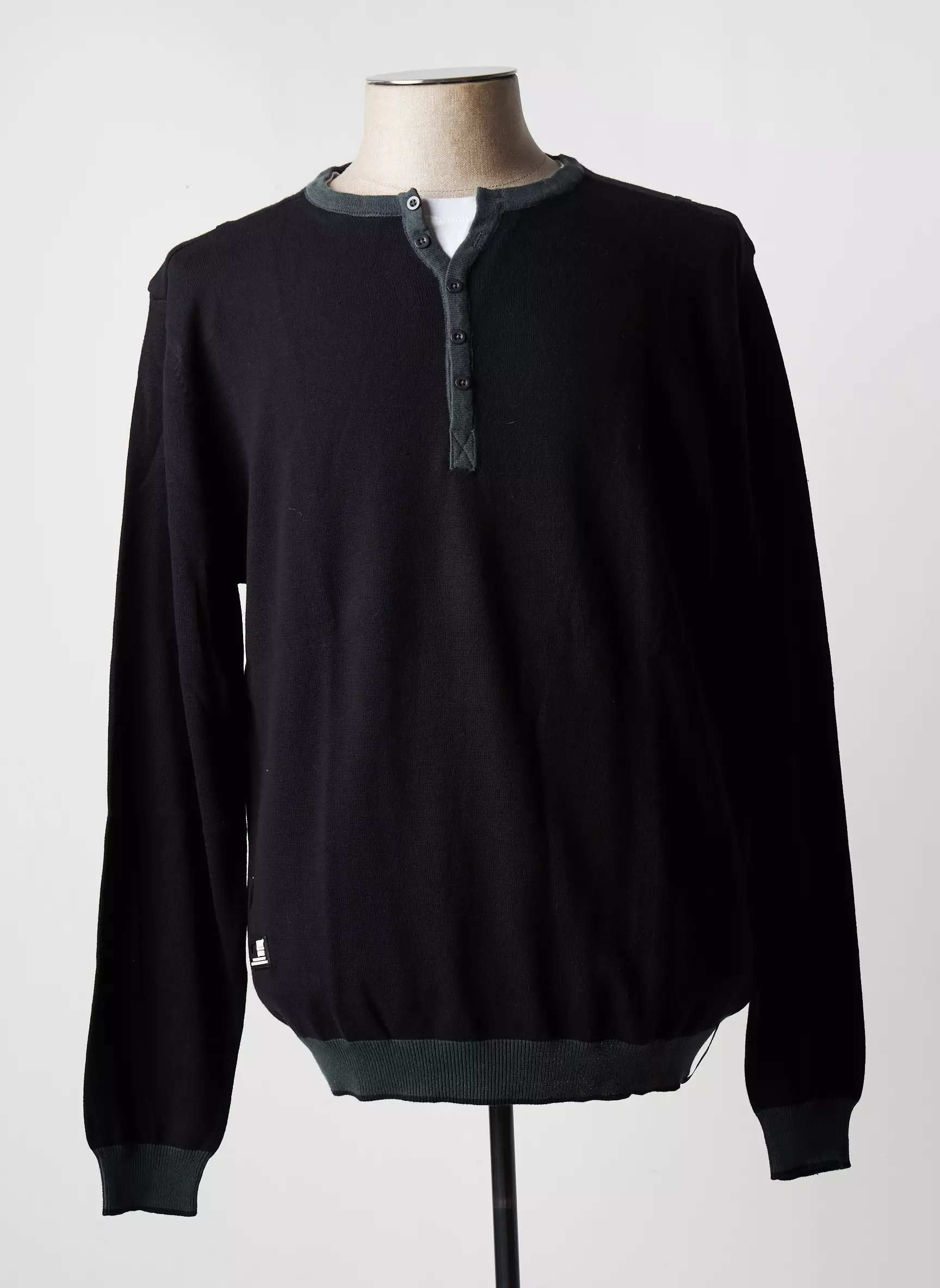 D555 Pulls Homme couleur noir