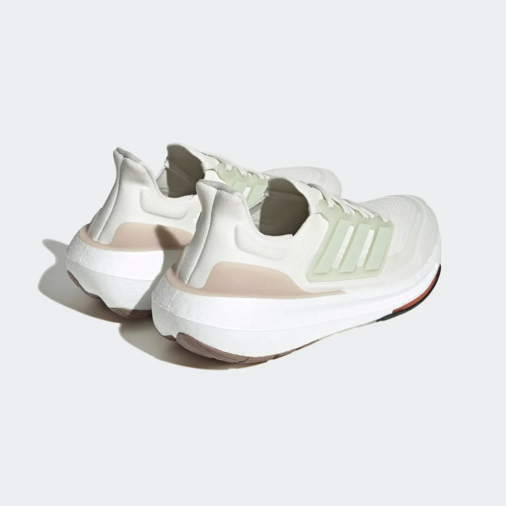 adidas Ultraboost Light HQ6338 / weiss