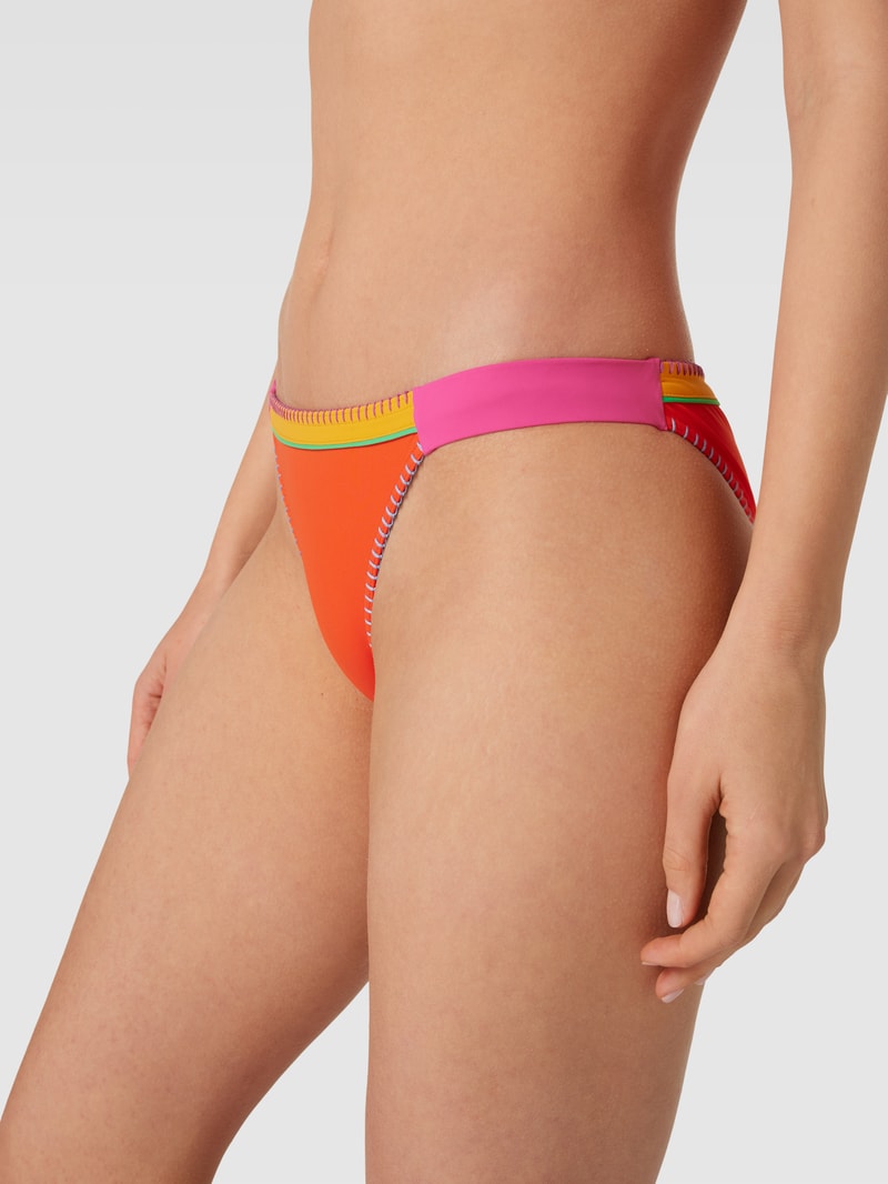Bikini-Slip mit Colour-Blocking-Design Modell 'FRESIA' in orange