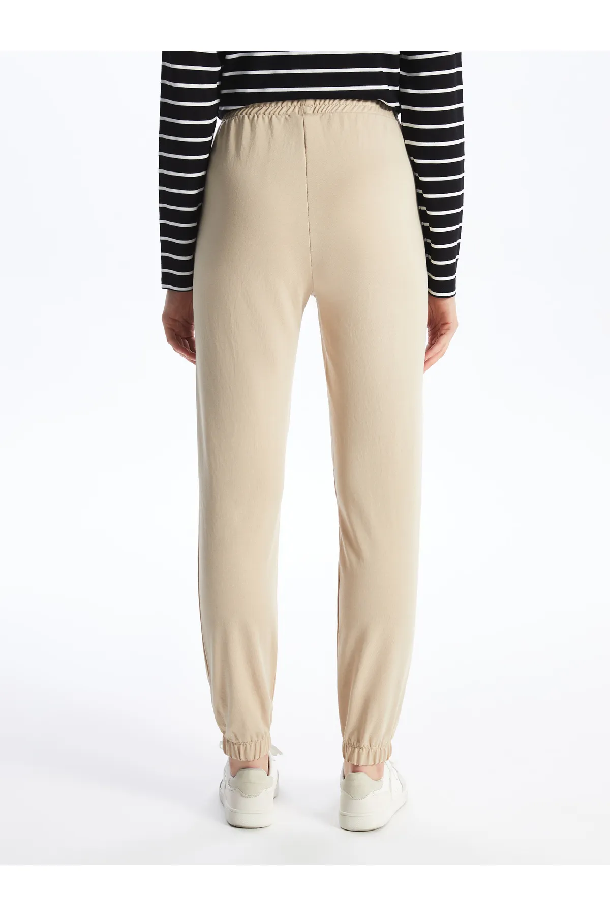 LC Waikiki  Einfarbige Jogger-Jogginghose für Damen mit elastischem Bund