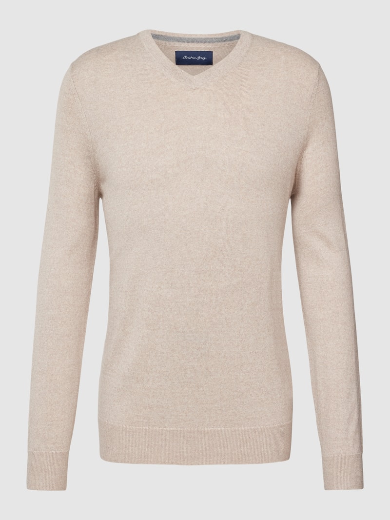 Strickpullover in sand meliert