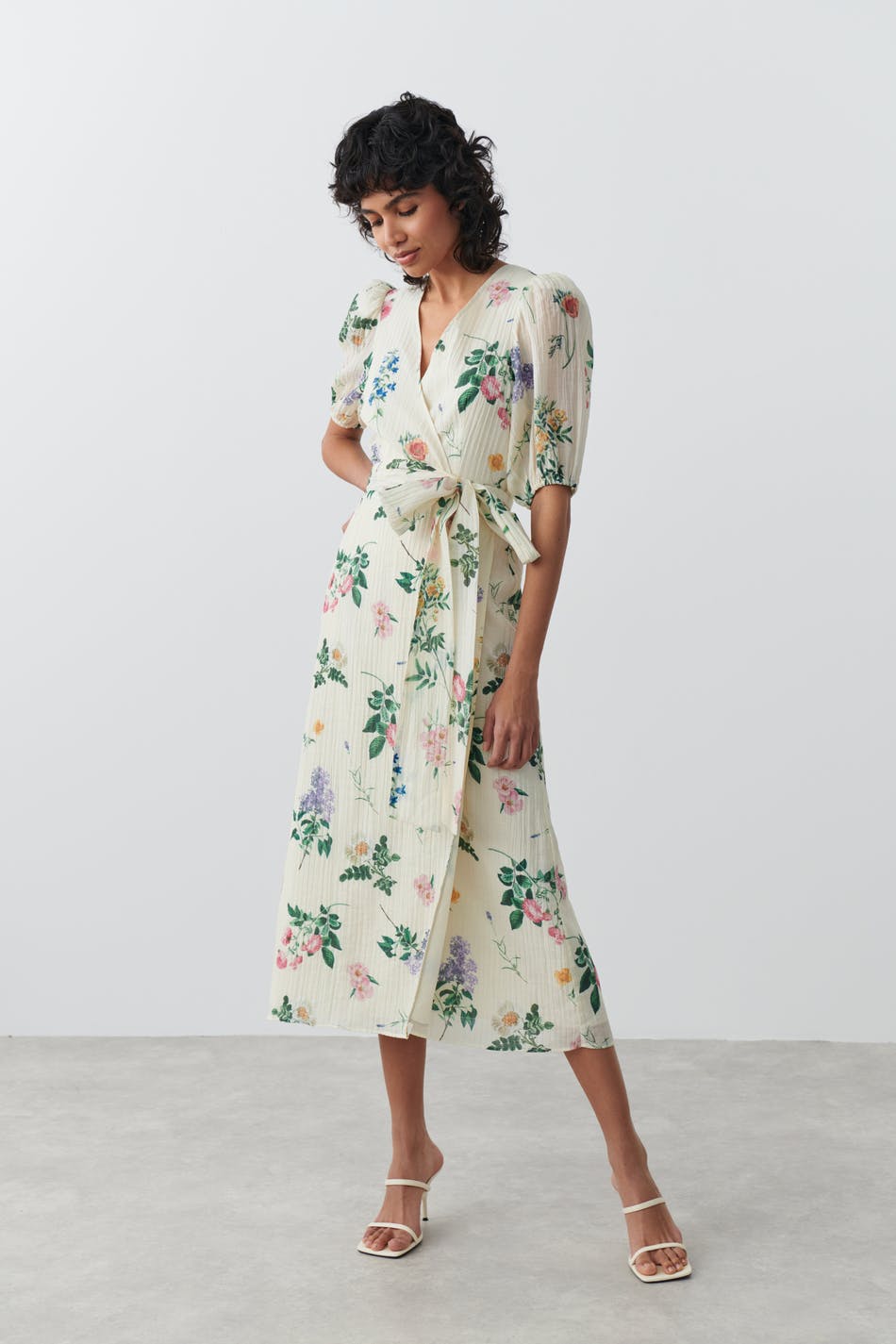 Puffsleeve midi dress
