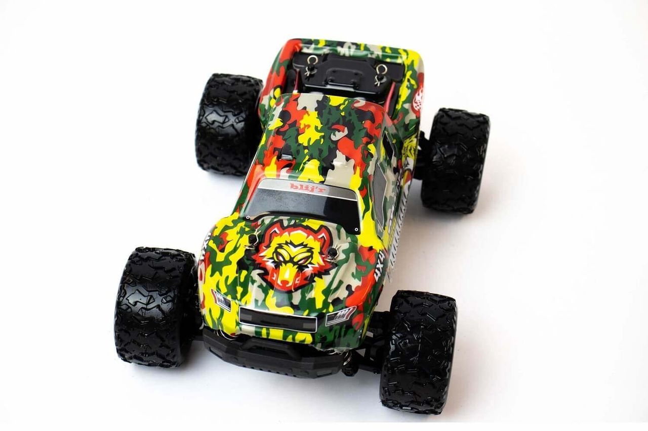 Blijr Blij´r Beast Red ferngesteuertes RC Auto 45 km/h, 1:18, 2 Akkus, Allrad, 100m, Monstertruck