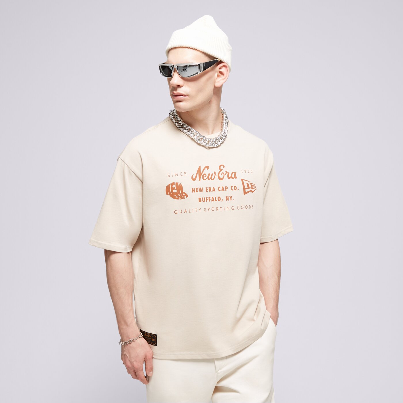 NEW ERA T-SHIRT NE HERITAGE PATCH OS NONE Beige