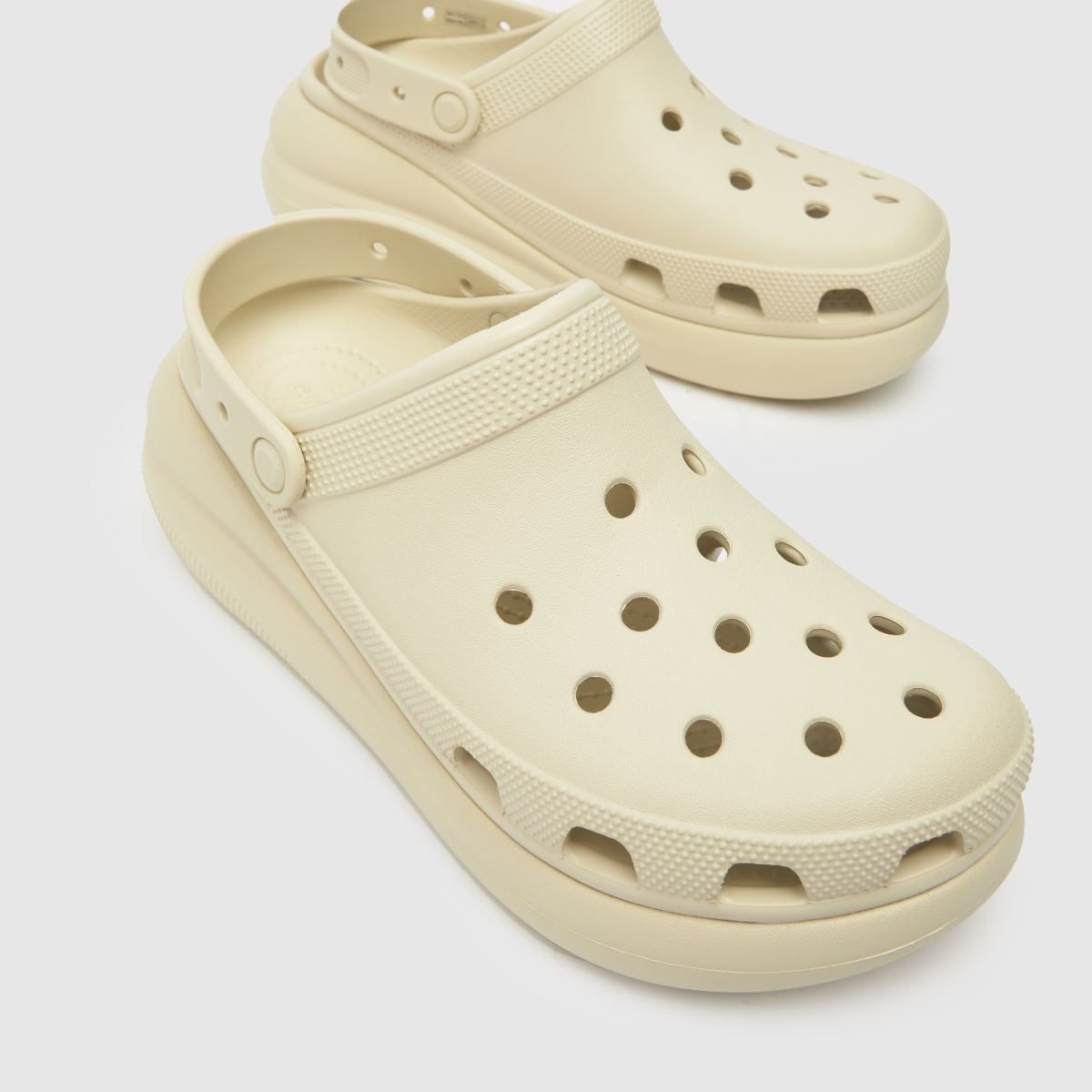 Crocs Crush klumpa szandál kőből