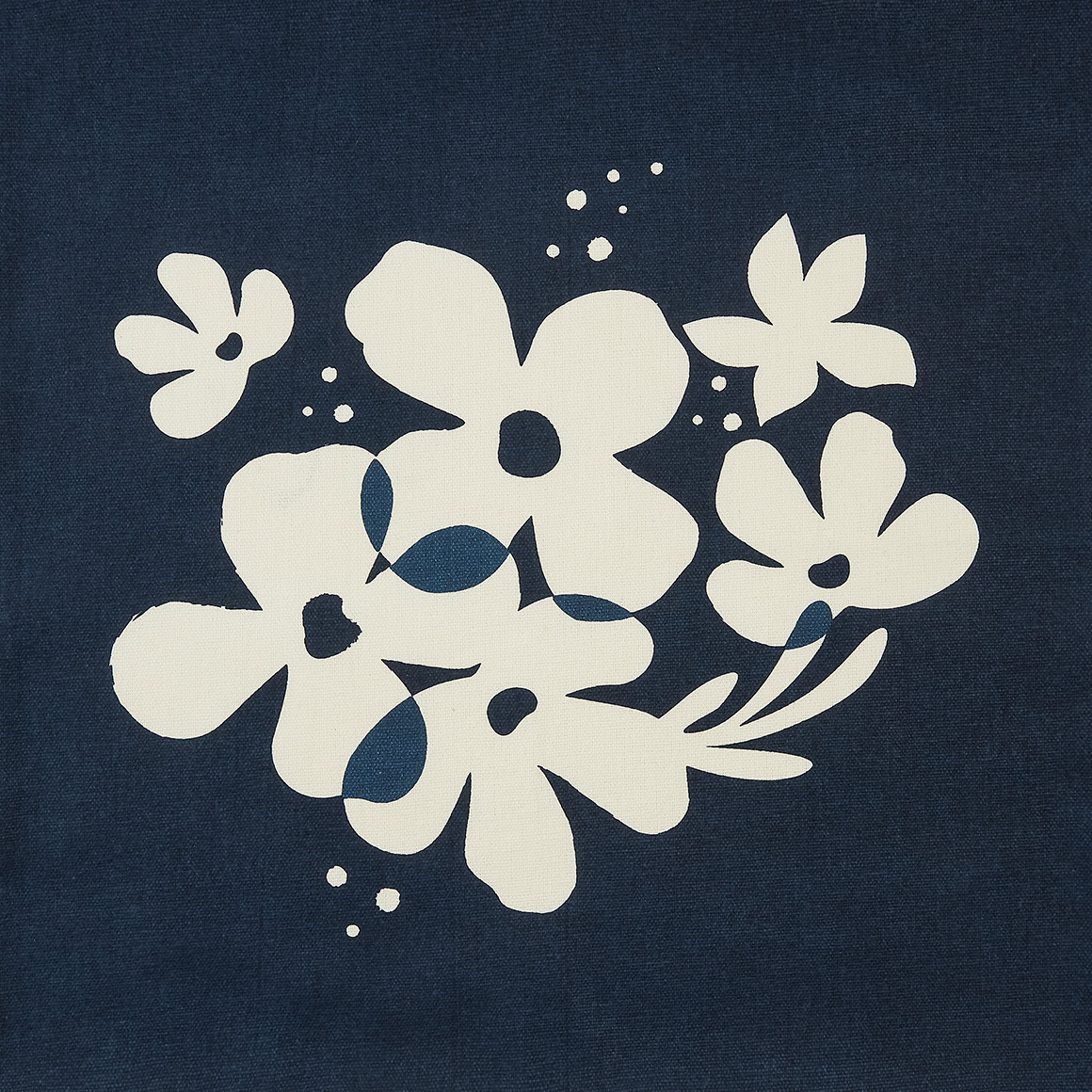 Kissenhülle mit Blumen-Motiv