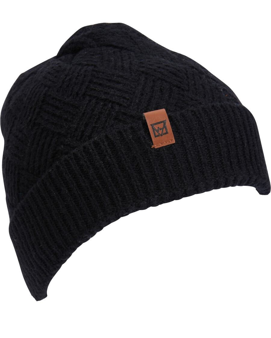 Strickmütze mit Zopfmuster