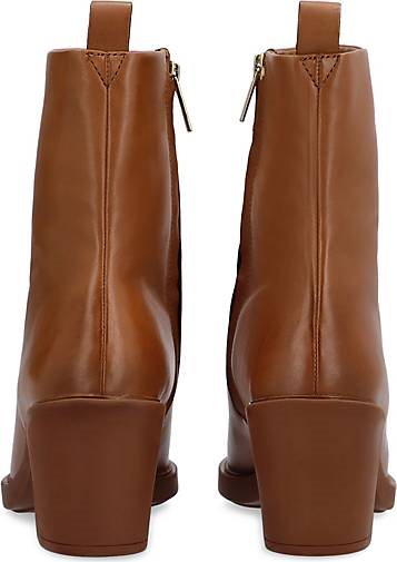 Another A Stiefelette