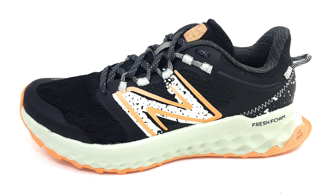 New Balance Fresh Foam Garoe WTGAROC1B Schwarz Black