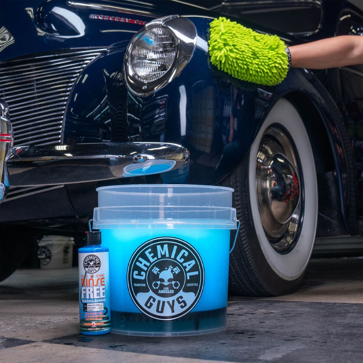 Chemical Guys 4,5-Gallonen-Wascheimer Ultra Clear mit Logo
