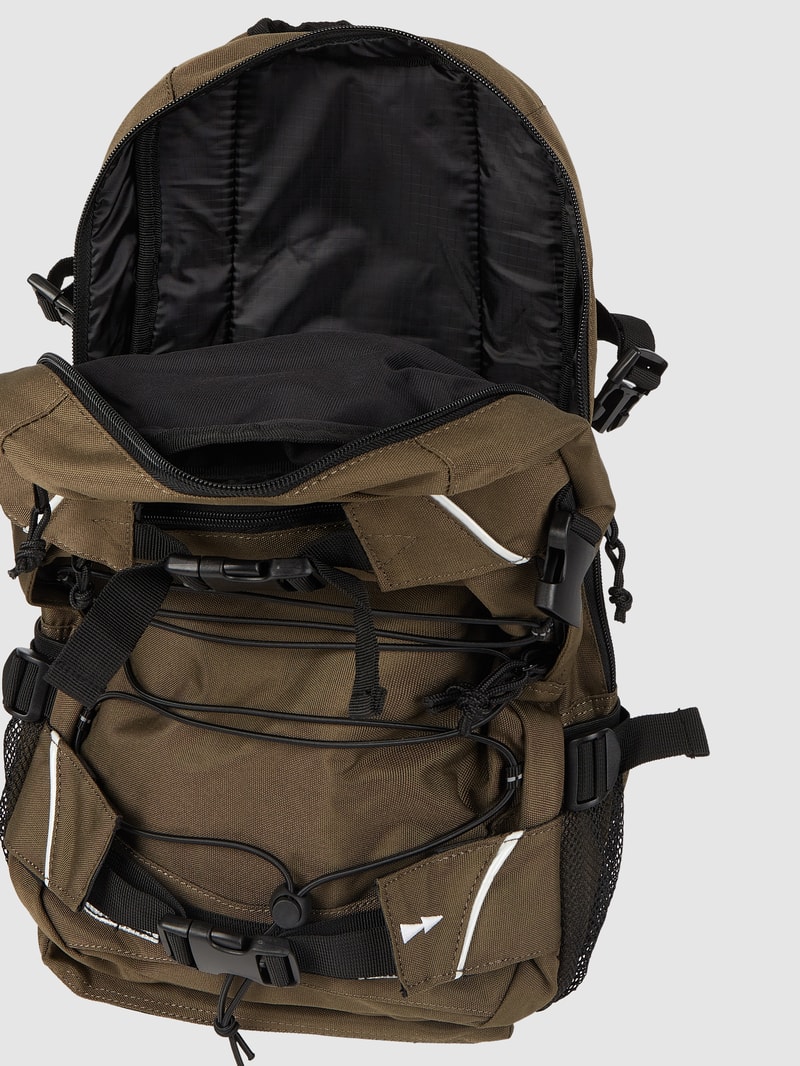 Rucksack mit Label-Details Modell 'LOUIS' in olivgrün