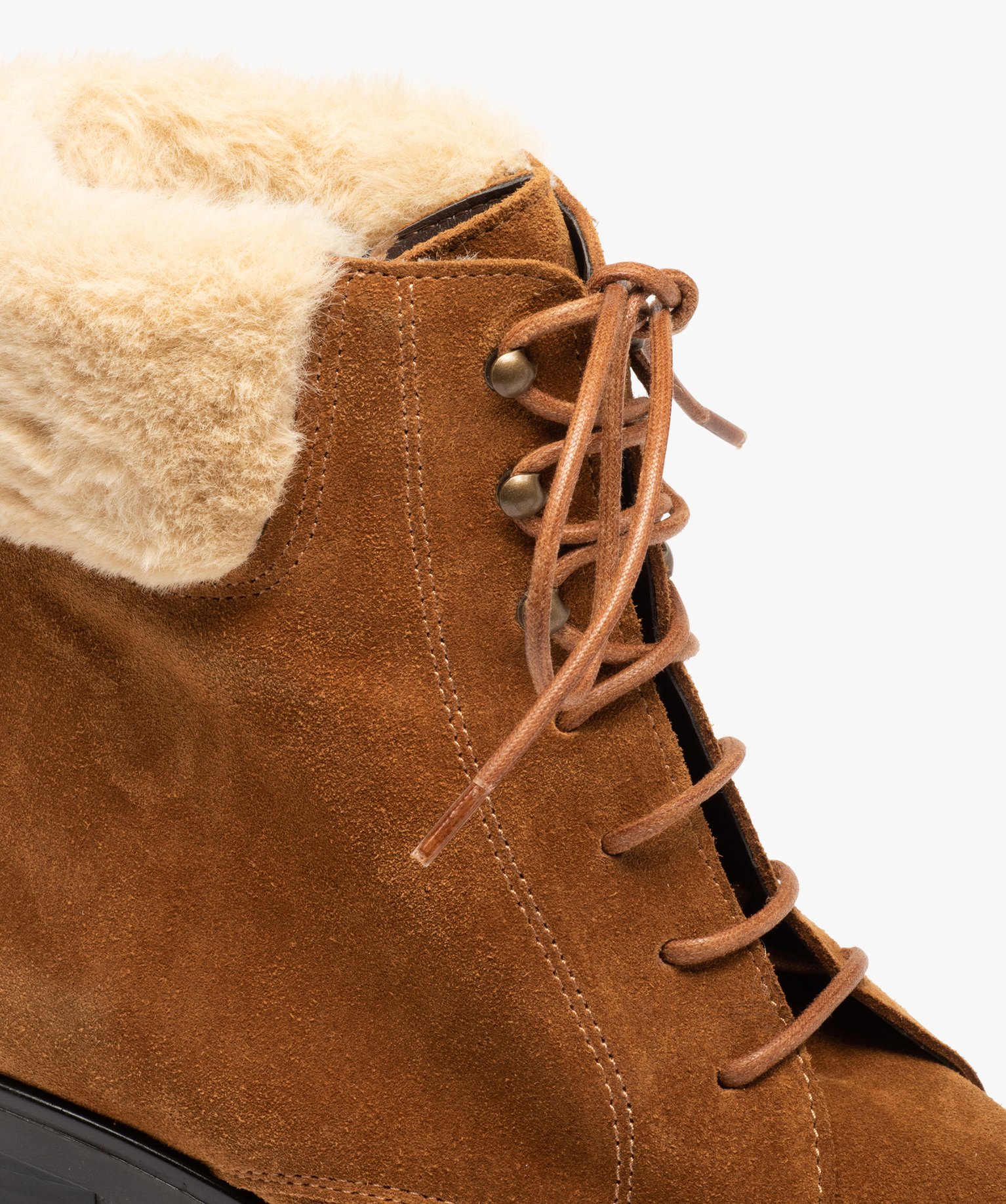 Bottines femme dessus cuir retourné col fourré – Tanéo camel | GEMO