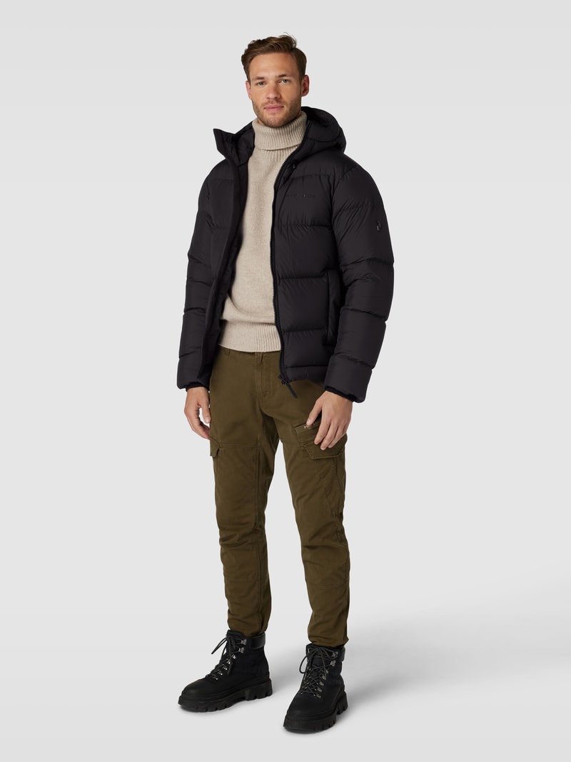 Daunenjacke mit Kapuze Modell 'Rivel' in schwarz