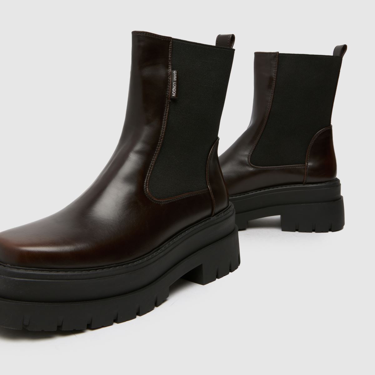 SIMMI – Franks – Bruna, grova chelseaboots