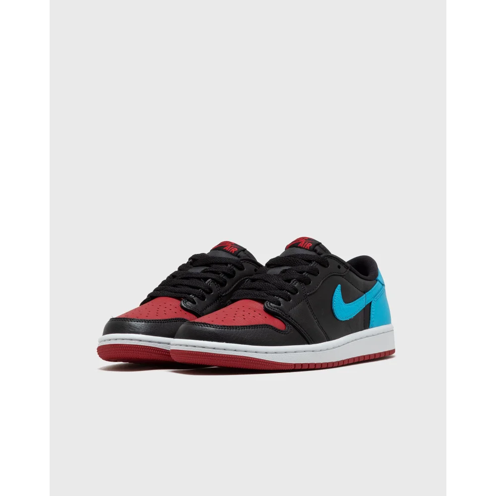 NIKE JORDAN 1 Retro Low OG UNC to Chicago Air CZ0775-046 / schwarz