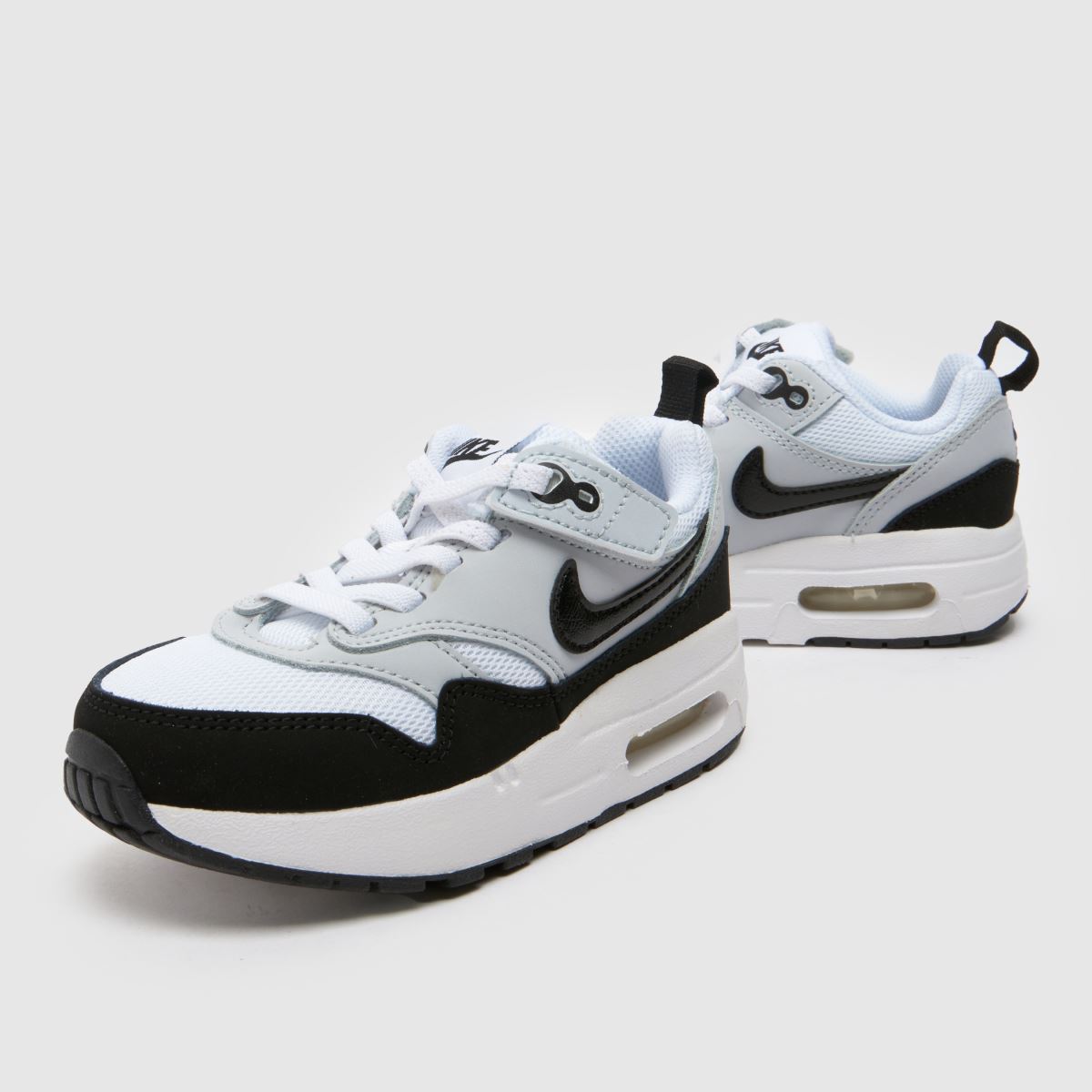 Črno-beli športni copati Nike Air Max 1 Junior