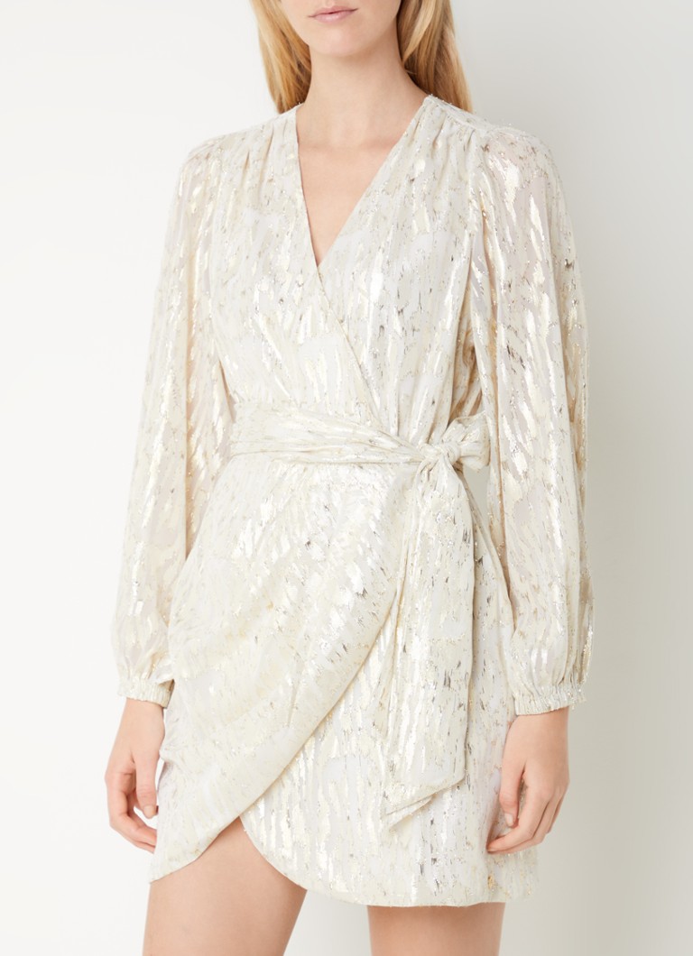 Vestido curto envelope Trina da JOSH V com lurex e mangas bufantes.
