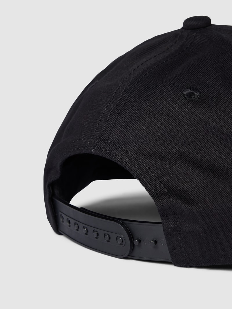 Basecap mit Label-Stitching Modell 'Jude' in schwarz