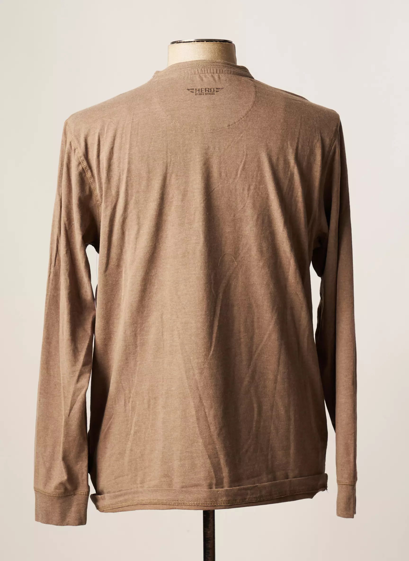 Hero By John Medoox Tshirts Homme couleur beige
