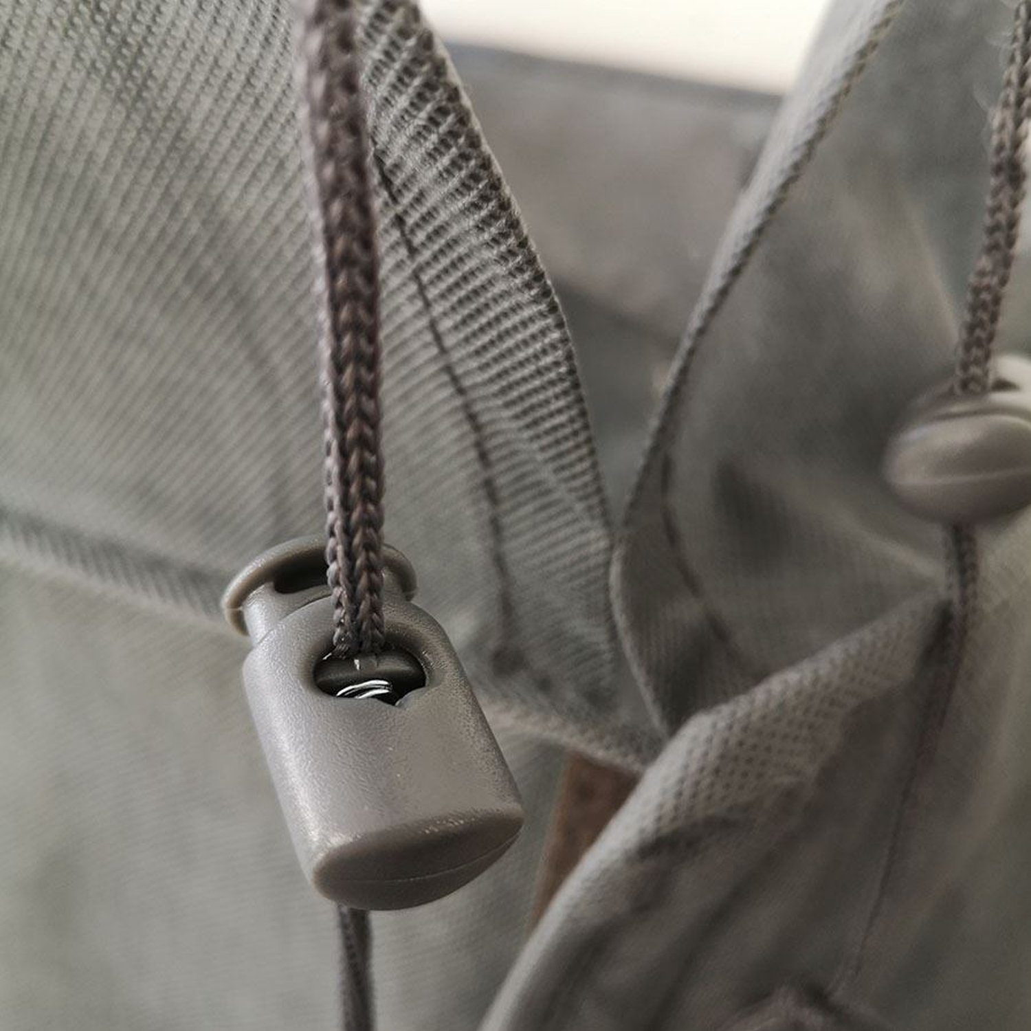 sesua Winterschutzhaube Thermo-Topfschutz Pflanzschutz Frostschutz grau