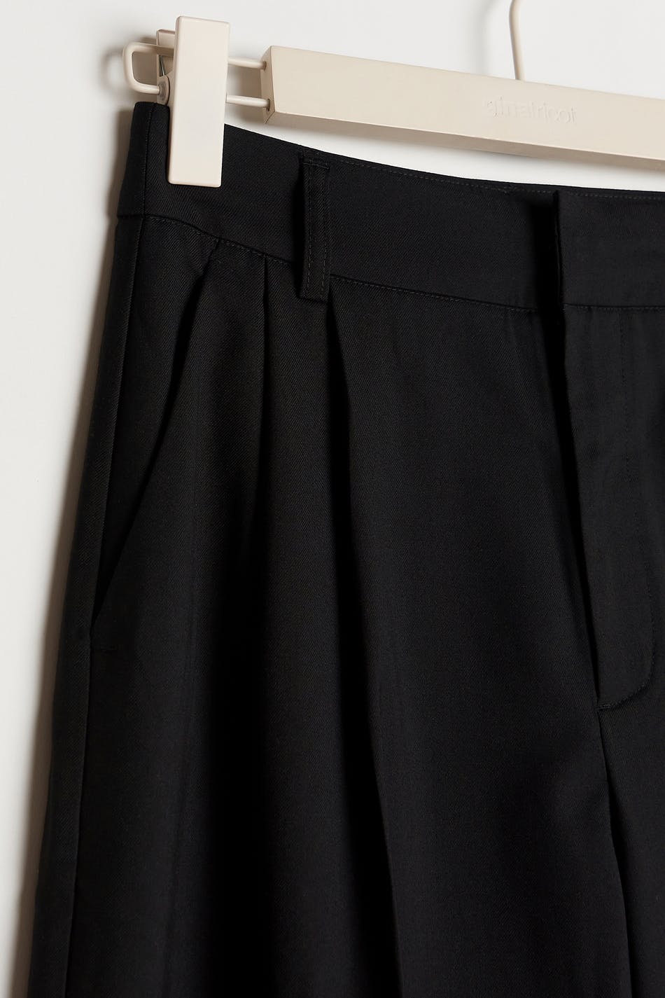 S pleated wide trousers