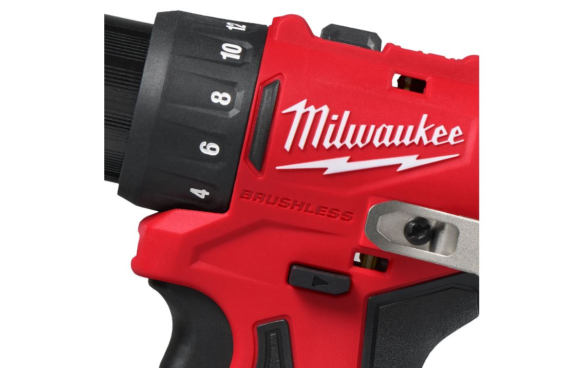 Milwaukee 4933499686 M12 BLDDRC-202C Kompakt-Bohrschrauber 12V 2,0Ah Li-Ion