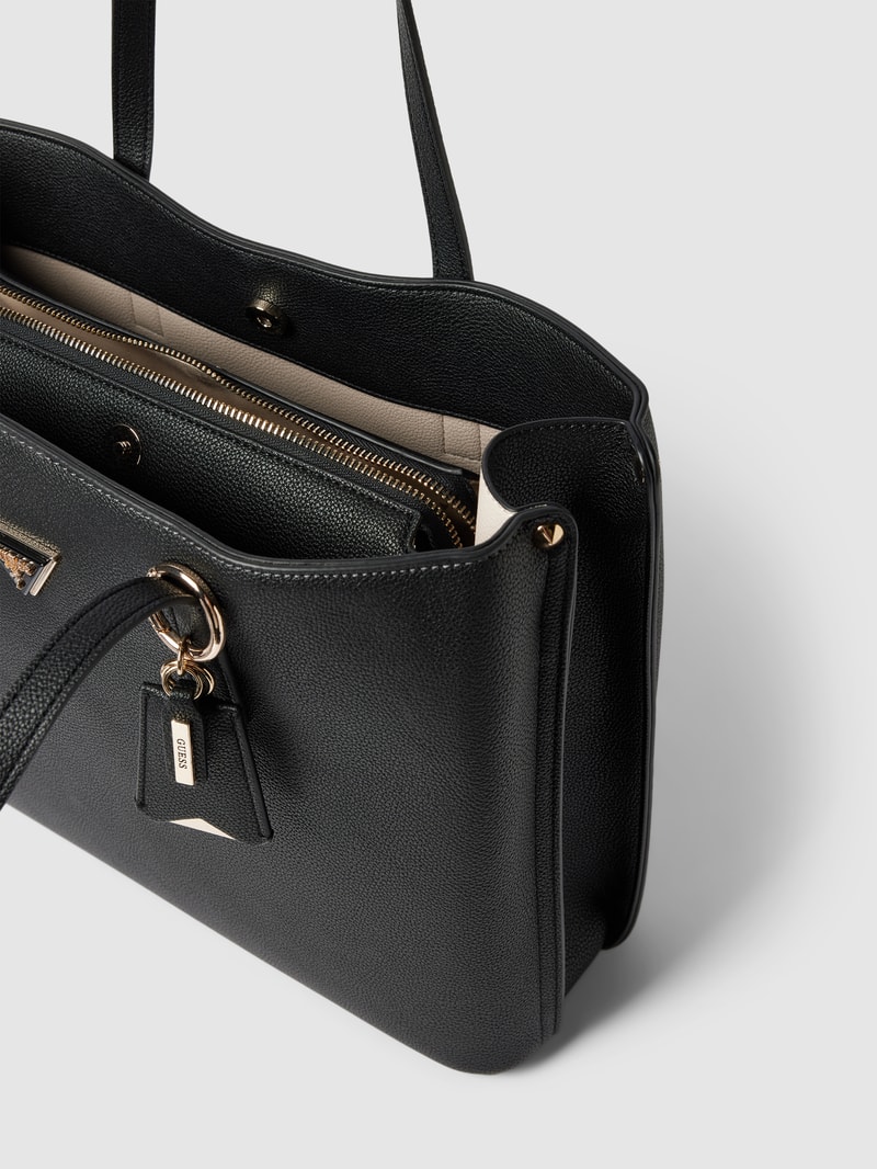 Handtasche mit Label-Applikation Modell 'MERIDIAN GIRLFRIEND' in graphit