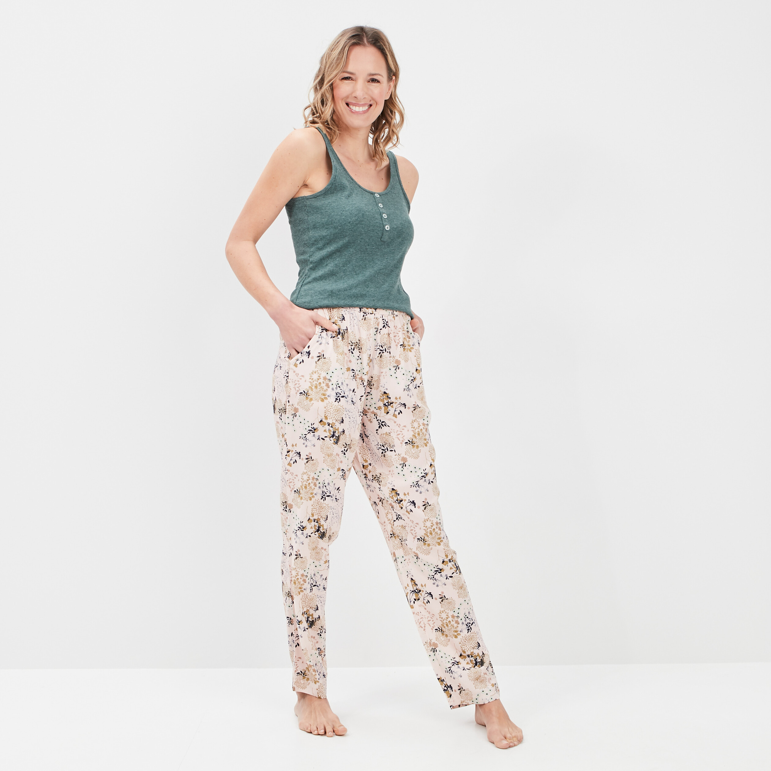 Haut de pyjama débardeur effet côtelé vert kaki femme | La Halle