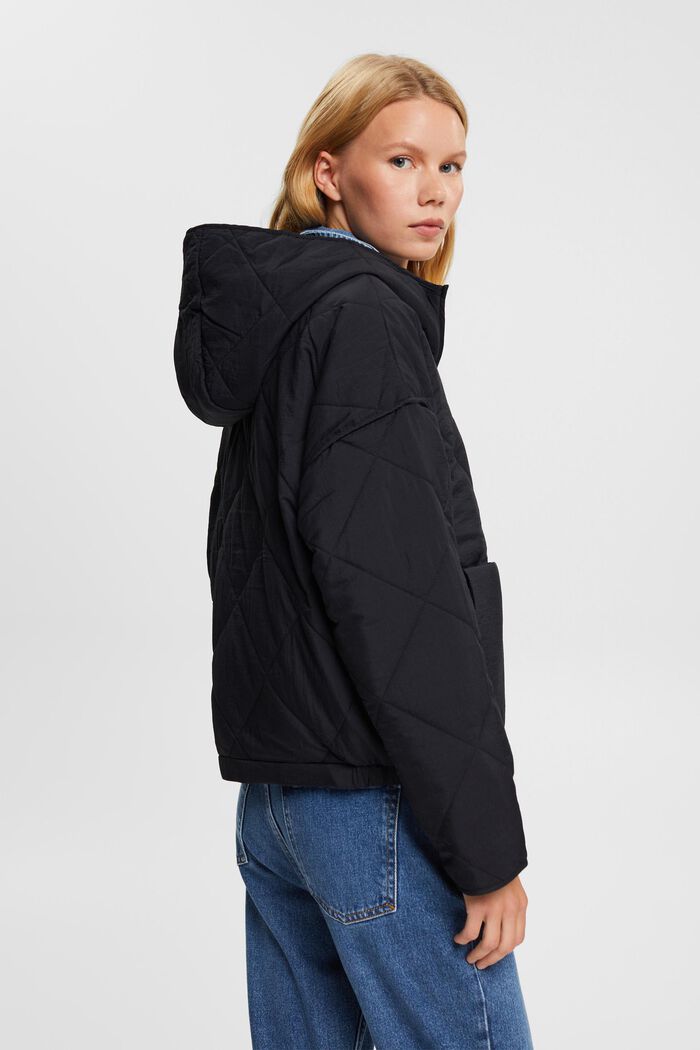 Weit geschnittene Steppjacke