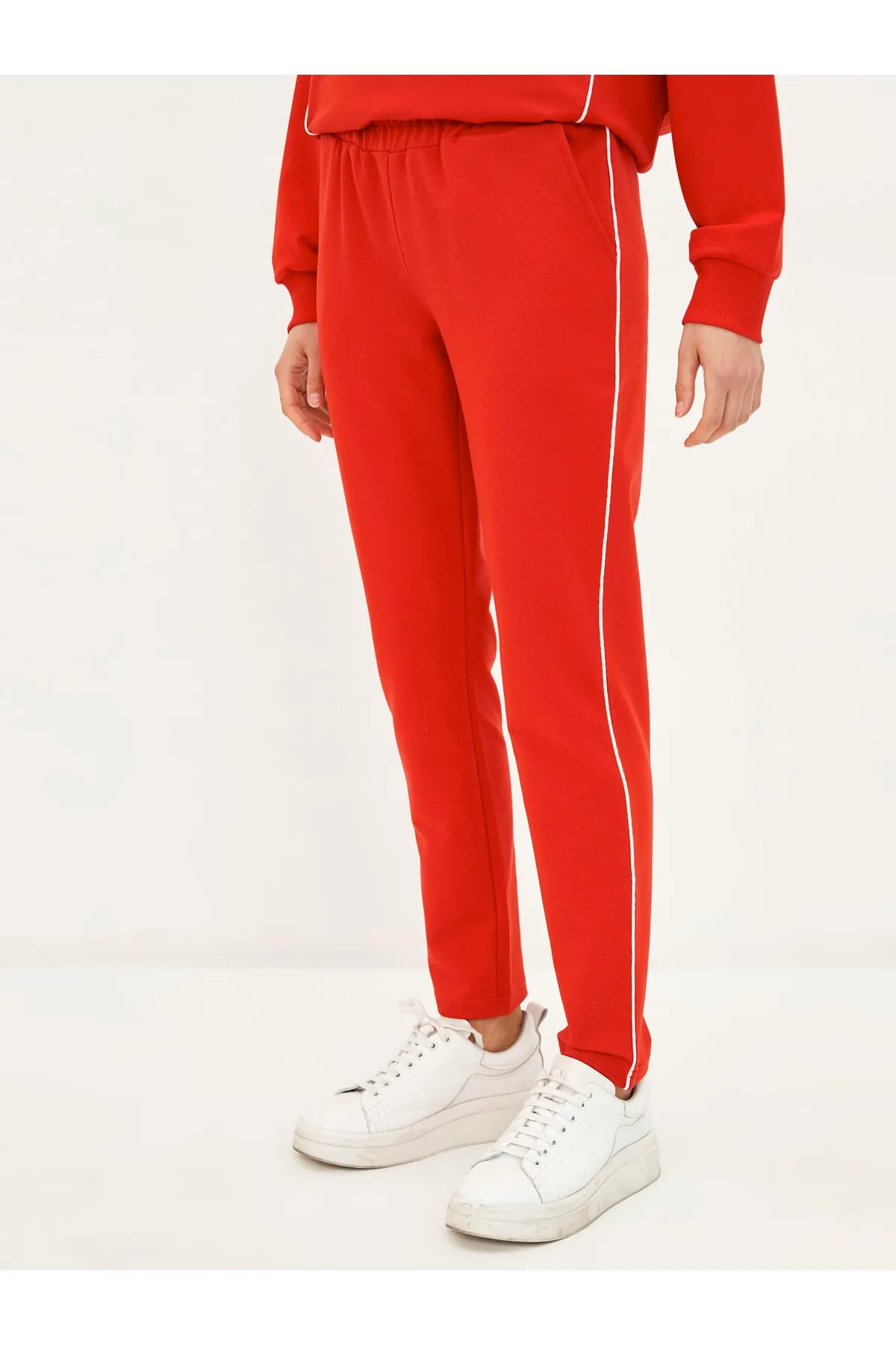 LC Waikiki  Jogginghose für Damen mit elastischem Bund und geradem Taschendetail