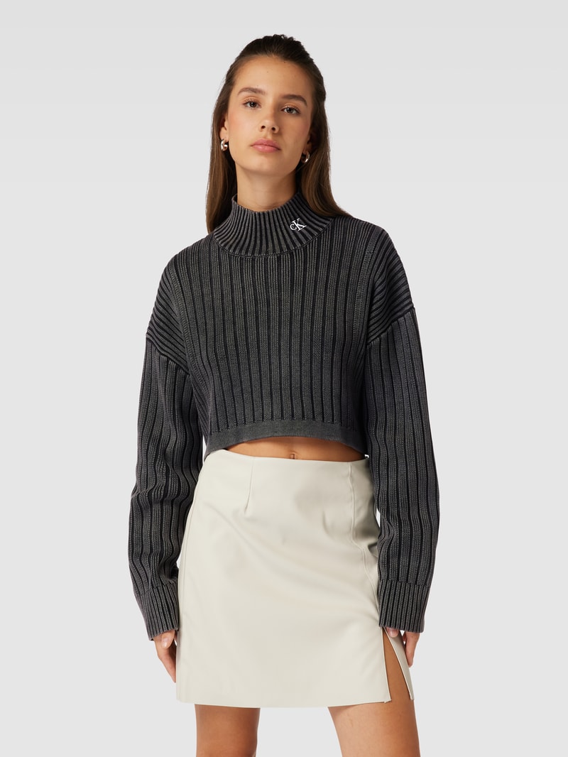 Cropped Strickpullover mit Label-Stitching in black