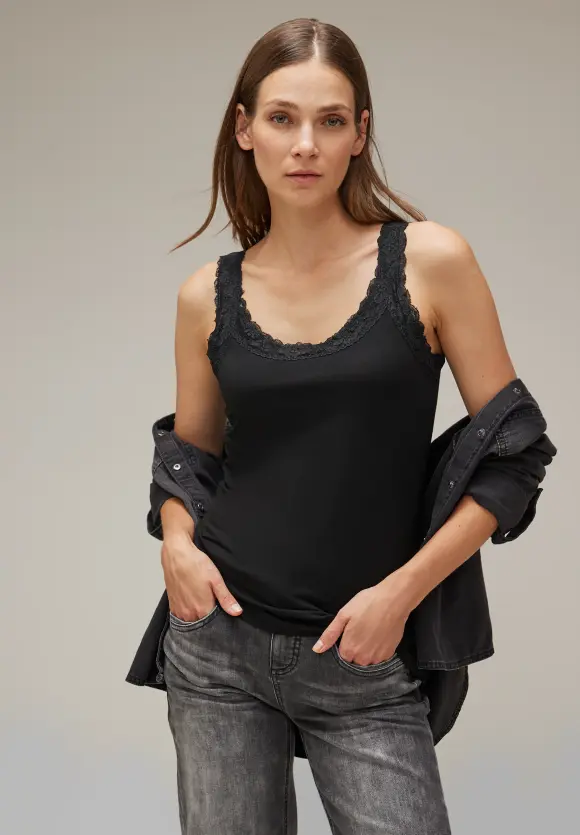 Street One Top mit Spitzendetail