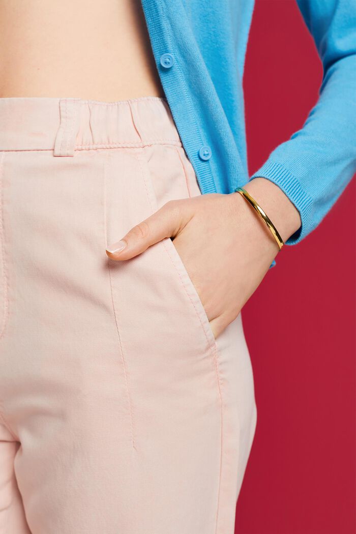 Pants woven