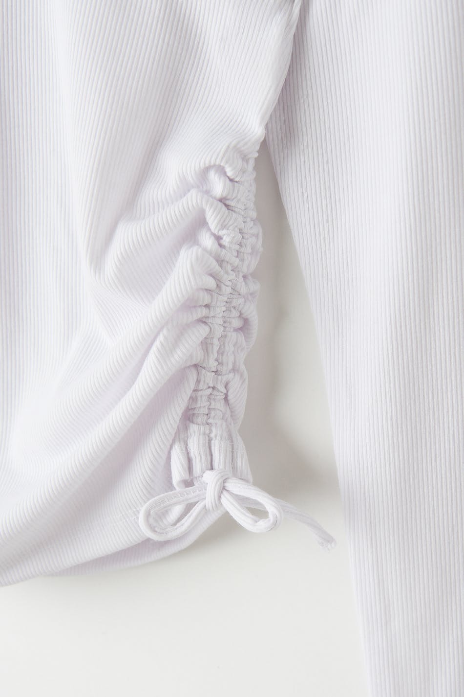 Y long sleeve drawstring top