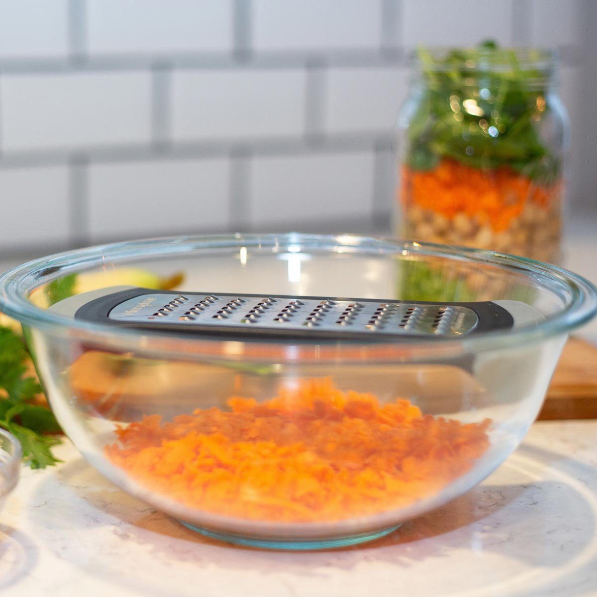 Microplane Küchenreibe Specialty, Edelstahl, Schüsselreibe sehr grob