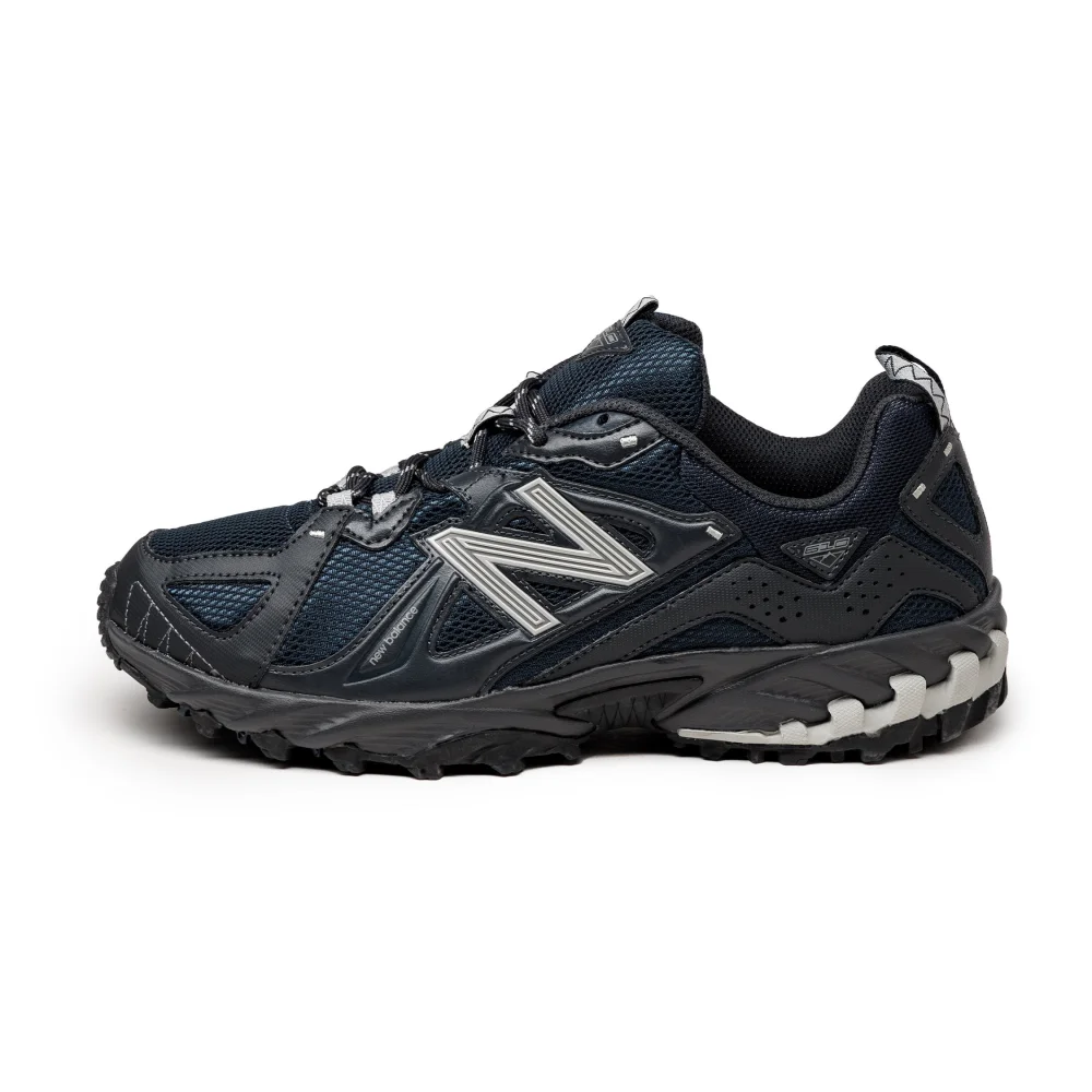 New Balance 610v1 ML610TAF / schwarz