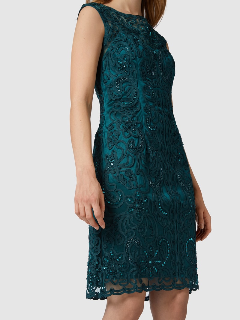 Cocktailkleid mit Stickereien in smaragdgrün