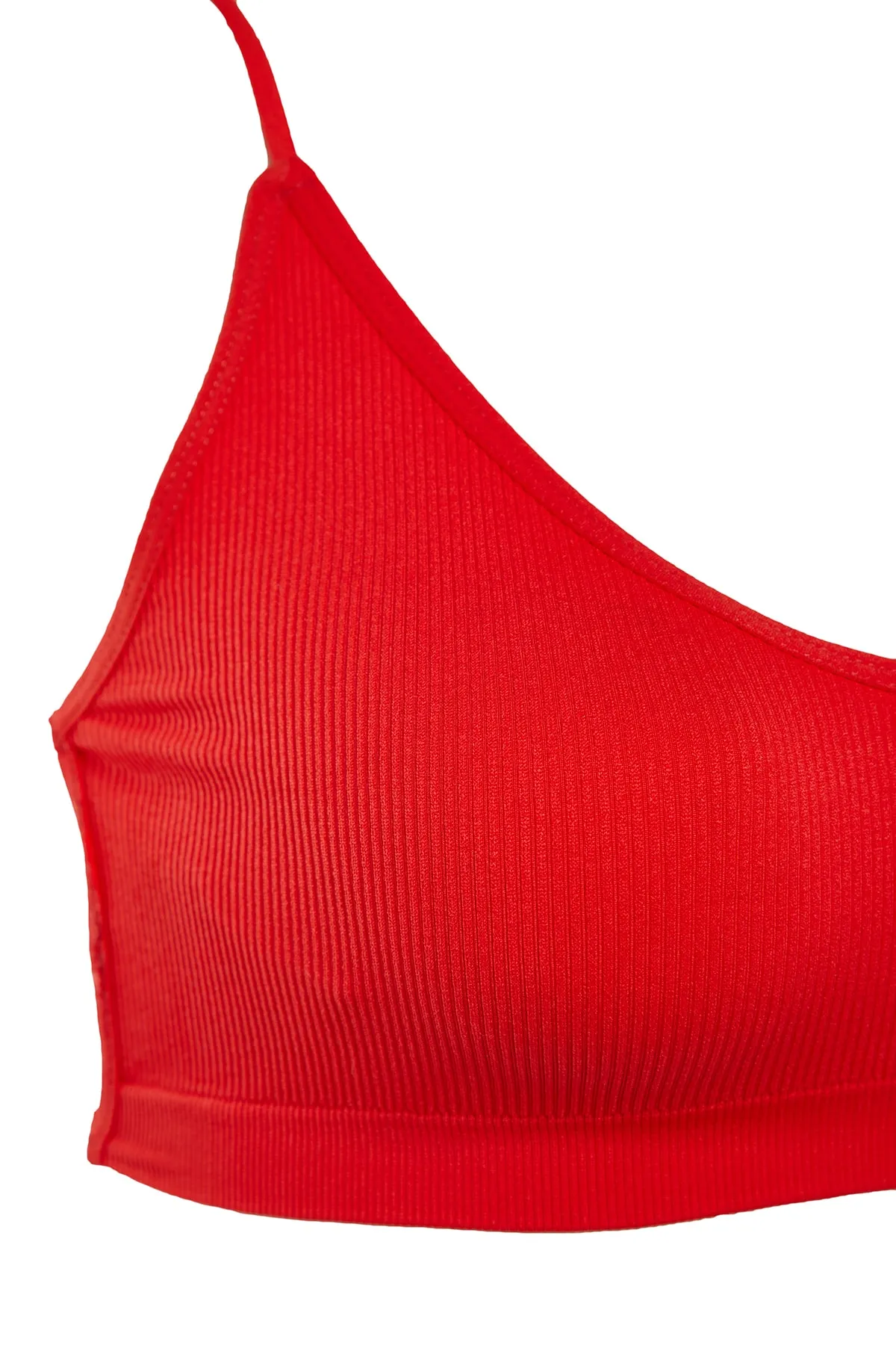 Trendyol Collection  Roter nahtloser/nahtloser Bralette-Strick-BH mit Seilriemen auf der Rückseite THMAW23SU00130