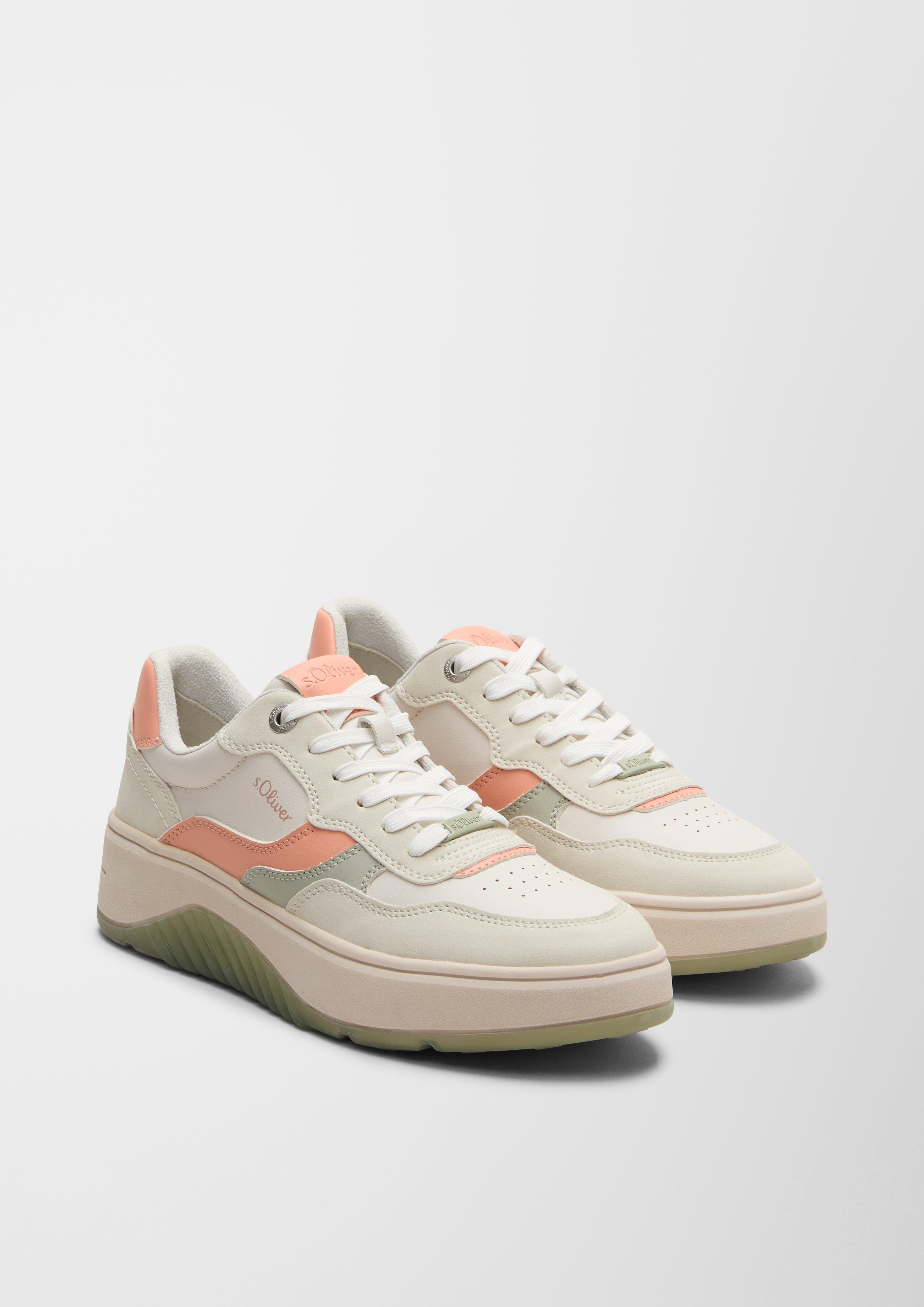 Sneaker aus Lederimitat  6007309-709