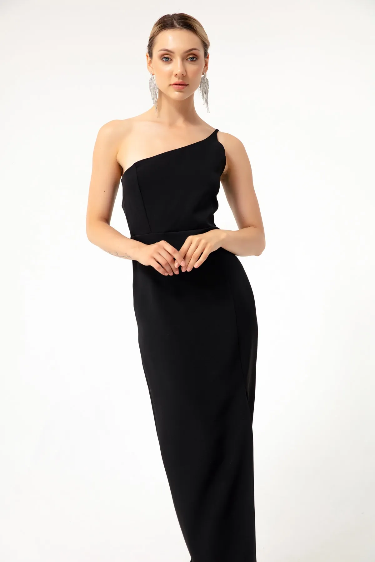 Lafaba  Schwarzes One-Shoulder-Midikleid mit Schlitz für Damen