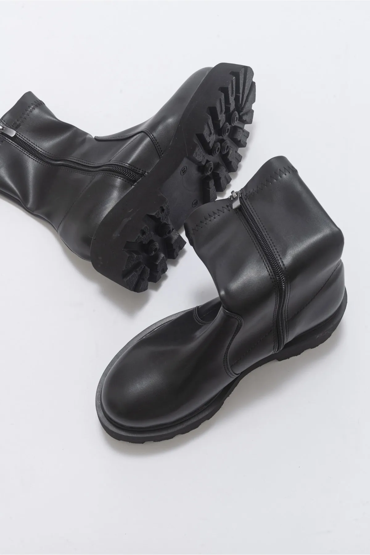 LuviShoes  Rush Schwarze Damenstiefel