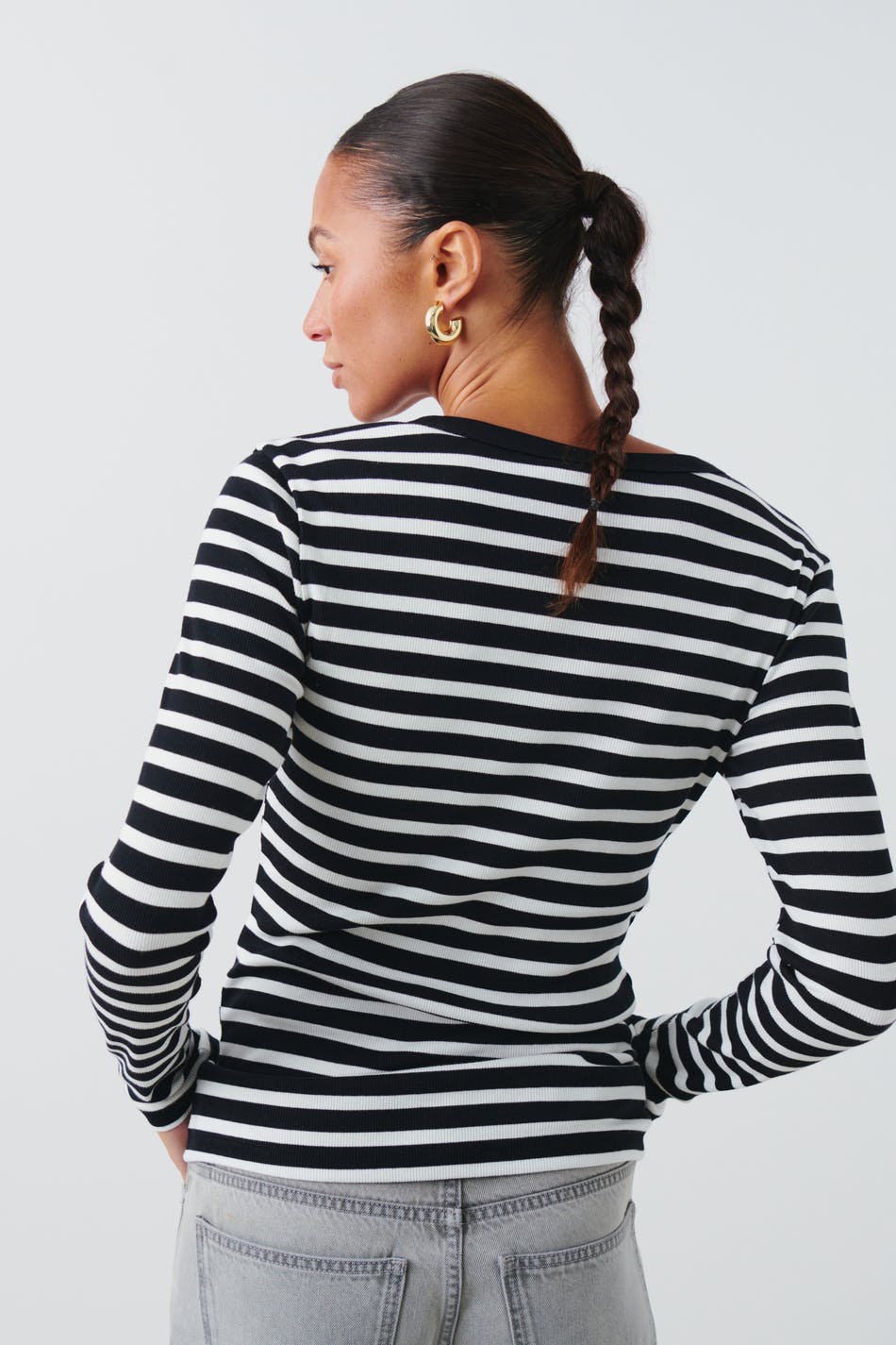 Basic long sleeve top